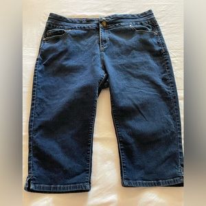Women’s Blue Spice Crop Jeans